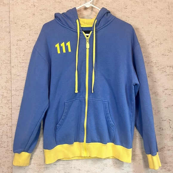 Fallout Bethesda Vault 111 Blue Yellow Sweatshirt Hoodie Zip Up Number 111 Sz M - Picture 1 of 16